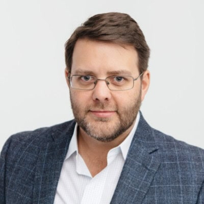 Luke Williams, Chief Research Officer at Discuss.io